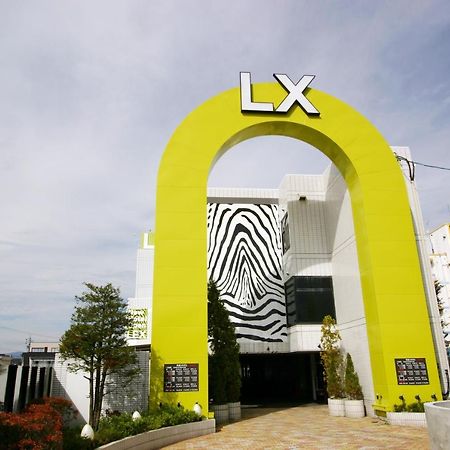 Lex Suwa (Adults Only) Hotel Bagian luar foto